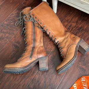 Frye Karen tall lace up lug sole boots 7